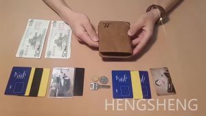 《506》 กระเป๋าสตางค์ผู้ชายใหม่ กระเป๋าสตางค์หนังด้านสั้น กระเป๋าสตางค์แนวตั้งสามพับสไตล์เร รุ่นเกาหลีสำหรับวัยรุ่น มีช่องใส่บัตรหลายช่อง ดรอปชิปปิ้ง