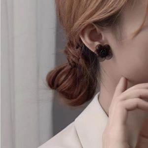 JWS Anting Aksen Bunga Hitam Anting Fashion