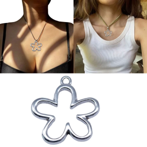 Hollow Small Flower Pendants Antique Silver Color Tags Alloy Hollow Necklace Pendant DIY Accessories