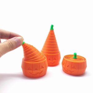 COUPLECOL Halloween Theme Retractable Pumpkin Fidget Toy Flexible Plastic 3D Printed Pumpkin Toy Creative Funny Pumpkin Tower Ornament Halloween Decor