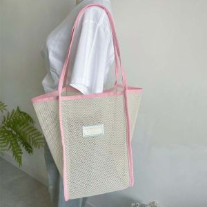 MOIRA ระบายอากาศได้ กระเป๋าตาข่าย แสงเรืองแสง ความจุขนาดใหญ่ กระเป๋าถือลายตารางชายหาด ถุงเก็บน้ำทิ้ง แบบพกพา กระเป๋าสะพายข้างแบบเจาะรู สาวๆ