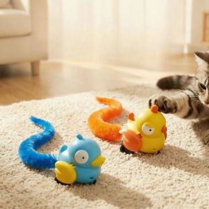 OUTOPEN Wind Up Bird Shape Interactive Cat Toy Plush Tail Pull Play Plush Bird Cat Teaser Durable Simulation Cat Exercise Toys Indoor Fun