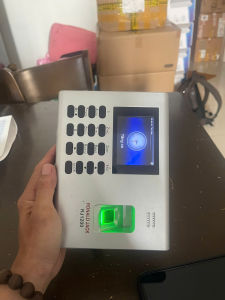 Máy chấm công vân tay RONALD JACK RJ1200 qua sử dụng