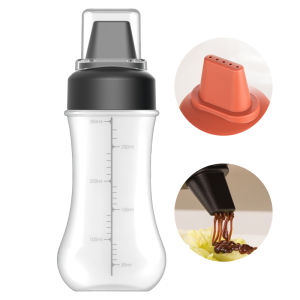 ขวดบีบซอสอเนกประสงค์เกรดอาหาร 5 รู ขวดบีบซอสพลาสติกสำหรับใช้ในครัวเรือนตัวขวดยืดหยุ่น บีบออกง่ายการบีบอัดแบบกำหนดปริมาณ ป้องกันฝุ่นและรั่วซึม✅COD✅