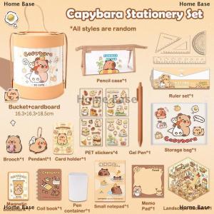 [COD] Home Base ชุดเครื่องเขียนการ์ตูน capybara 1ชุด กล่องของขวัญความจุขนาดใหญ่ชุดเครื่องเขียนน่ารักนักเรียนแบบพกพาของขวัญมากมายรางวัลสำหรับนักเรียน