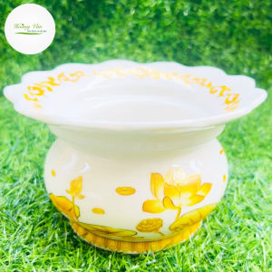 Bát hương sen vàng có vành hứng tàn