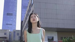 2025 New Outdoor Ice Refrigeration Handheld Fan USB Charging Wireless High Speed Bladeless Small Hand Fan Foldable Table Fan