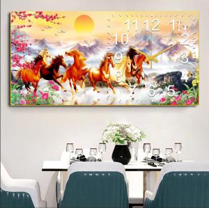 Tranh đồng hồ tráng gương 5D cao cấp  Mã đáo thành công treo phong thủythu hút tài lộc.