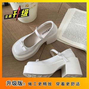 [Free Shipping] New Style WomenS Shoes With A Shallow Toe Paired With A Skirt Featuring A Retro Chunky Heel And Thick Sole In Black Suitable For Summer