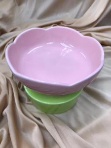 PetManja Flower Shape Design Ceramics Pet Bowl
