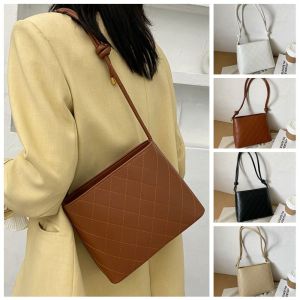 SUNYMEI Large Capacity Rhombus Plaid Tote Bag PU Leather Solid Color Vintage Crossbody Bag Simple Underarm Bag Solid Color Shoulder Bag Girls