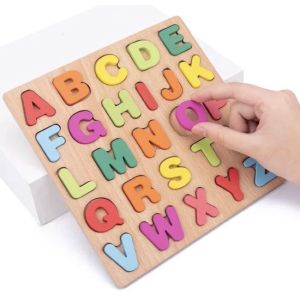 Mainan Edukasi puzzle kayu Huruf ABJAD Warna-i