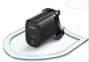 Yesido YC43 PD 20W USB-C / Type-C + 8 Pin Travel Charger with 1m Type-C to 8 Pin Cable UK Plug(White)