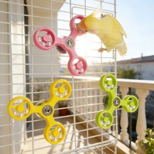 OUTOPEN Bite-Resistant Parrot Rotating Windmill Interactive Beak Grinding Bird Enrichment Roller Toy Creative Plastic Parrot Spinner Wheel atiels Conures