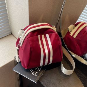 MOUSSON กระเป๋าสะพายข้างผ้าไนลอนสไตล์ลำลองใหม่สำหรับผู้หญิง ทรงเปลือกหอยขนาดเล็ก ซิปด้านหน้า น้ำหนักเบา จุของได้มาก