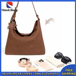 Stylish Large Capacity Travel Tote Bag for Women Handwoven with Star Charm Perfect for Lunch and Day Trips