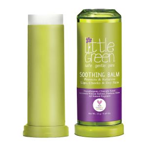 Sản phẩm dưỡng ẩm Little Green Soothing Balm giúp làm mềm và dưỡng ẩm cho môi má và da khô của trẻ sơ sinh và trẻ nhỏ.