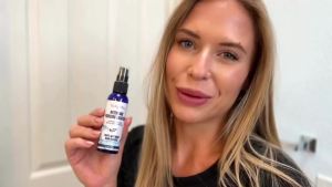 Xịt chăm sóc sau khi xỏ khuyên BodyJ4You – Dung dịch muối sinh lý để rửa vết thương sau khi xỏ khuyên dung dịch muối vô trùng – Loại bỏ sẹo lồi làm dịu vùng da bị kích ứng ở tai mũi vách ngăn mũi rốn sụn – Dung dịch làm sạch khuyên tai bằng muối biể