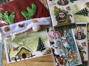 Combo 10 cái Thiệp Noel Thiệp Giáng Sinh đẹp kích cỡ nhỏ có đính nhũ kim trang trí Cây Thông Noel