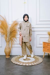 Jas Hujan Raincoat Mantel Anak Anak Karakter Hoodie Pria Wanita Bahan Elastis Anti Rembes By Floryn