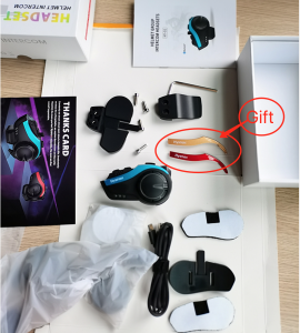 Hysnox HY-02 Motorcycle Intercom 2KM Group 6 Riders Bluetooth 5.0 Music Sharing Headset Helmet Waterproof Intercom Motorcycle Talking FM Radio