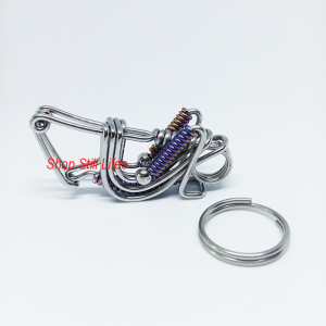 móc khóa mỹ nghệ mô hình cào cào sức mạnh bước tiến MS001