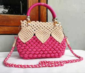 Tas Rajut Tali Kur Motif Strawberry & Mutiara: Model Handbag & Selempang Mewah