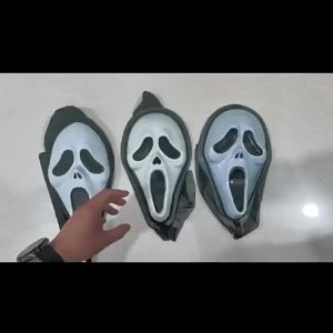 Halloween costumes for children and adults horror movie outfits cos Costume with scary dagger and