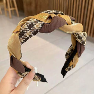 Retro Twist Plaid Headband for Women Korean Style Elegant Fashion Girl Wash Face Hairband