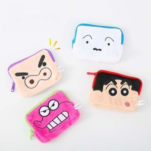 ANGY  Shinnosuke กระเป๋าสตางค์ใส่เหรียญ Crayon Shin-chan สุนัขและสุนัข ลูกสุนัขลูกสุนัข ถุงใส่หูฟังแบบสายโซ่ แบบพกพาได้ จี้ห้อยกระเป๋า Nohara Shiro Plush purse BAG กิจกรรมกลางแจ้งกลางแจ้ง