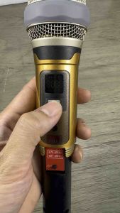 Micro loa kéo ugx10 hợp kim chỉnh tần số chống hú tốt