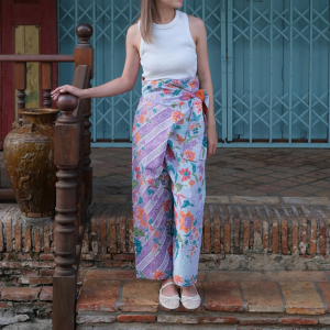 Wildflower Wrap Pants กางเกงเลผ้าปาเต๊ะ