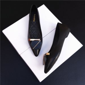 Free Shipping New WomenS Mid-Heel Pumps Soft Leather Pointed Toe Metal Buckle Fashionable Design For Export