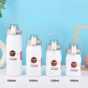 ขวดน้ำ 2 ลิตร แท้ กระติกน้ำ สแตนเลสเกรด 316 กระบอกน้ำเก็บอุณหภูมิ 1.3 1.8L ขวดน้ำสแตนเลส เก็บอุณหภูมิ ได้ยาวนาน กระติกน้ำร้อนพกพา แก้วเก็บเย็น แก้วเก็บเย็น แก้วเย็นเยติ