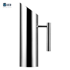 Ueblock✈ 1/2L Kitchen Cold Wine Pitcher Stainless Steel Wine Divider Container Cold Water Kettle Ice Cold Freeze Water Pot Kettle for Restaurant Cafe Mix Bar