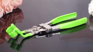 Enhon Spark Plug Pliers Spark Plug Plier Boot Removal Tool 45 ° Offset Plier Tool Spark Plug Remover Remove Broken Spark Plug and Hard to Reach Spark Boots