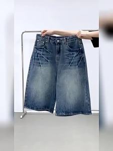 《501》 ฤดูร้อน กางเกงยีนส์ขาสั้นลายสายฟ้าใหม่สำหรับผู้ชาย ขาตรงหลวม แฟชั่นทันสมัย กางเกงขาสั้นล้างย้อนยุค