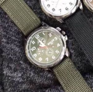 World Times นาฬิกาแฟชั่น นาฬิกาข้อมือหญิง สายผ้า Bolun แบรนด์แท้ ( แถมฟรี !! กล่องกระดาษ )