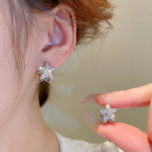 ตัวคุณสมบัติ: ปรับ แต่งต่างหูออกแบบให้มีลักษณะเฉพาะของผู้หญิง ที่หูเป็นพิเศษ