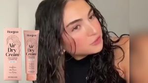 Curl Defining Cream Refreshing Moisture for Bouncy Curls Nourish & Style Natural-Look Hold Lightweight No-Stick Formula