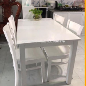 Bàn ăn gỗ cau su tự nhiên và 4 ghế  cabin mặt gỗ - bộ bàn ăn gỗ cau su tự nhiên - bh 12 tháng