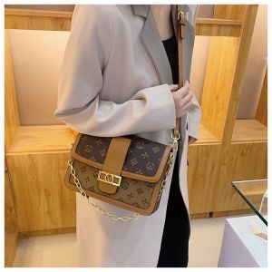 กระเป๋าเป้สะพายหลังแบรนด์ BAISHITU 3924-1#