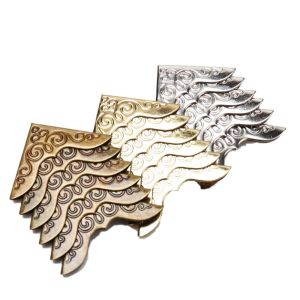 CUNXIN บรอนซ์ โลหะ กรอบรูป โน๊ตบุ๊ค งานฝีมือโลหะ มุมตกแต่ง อัลบั้มสมุดภาพ โฟลเดอร์เมนู ตัวป้องกันมุม วงเล็บมุม