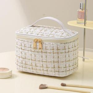 INS Large Checkered Cosmetic Bag Travel Makeup Bag Waterproof Bag Organizer with Zipper Closure