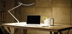 BenQ WiT Desk Lamp 90cm Lighting Coverage LED Eye-care Work & Study 2700K~5700K Auto Dimming )