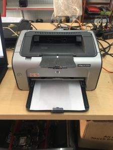 Máy in laser nhỏ gọn siêu bền HP P1005 USB: in khổ giấy A4 - A5 hộp mực mới 100% - tặng kèm dây nguồn và dây usb mới [ máy đã qua sử dụng ]