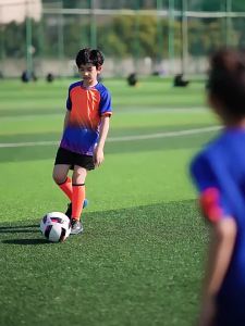 AU Customized childrens football uniform set for boys and girls primary and secondary school students football training uniforms competition jerseys team uniforms for summer