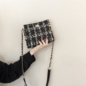 IELGY Ladies Fashionable All-Match Chain Messenger Bag