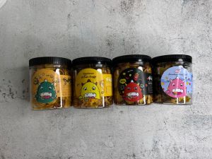 988 The Star and RHB Campaign 2 Flakzy 4 x 100Grams All Flavors! Tasty Healthy and Unique! Spicy Honey Butter Gula Melaka and Himalayan Rock Salt!
