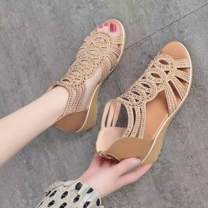 [Free Shipping] Soft Leather Roman Sandals For Women New Summer Style Soft-Soled Mom Shoes Fashionable Outdoor WomenS Sandals Wedge-Heeled WomenS Shoes